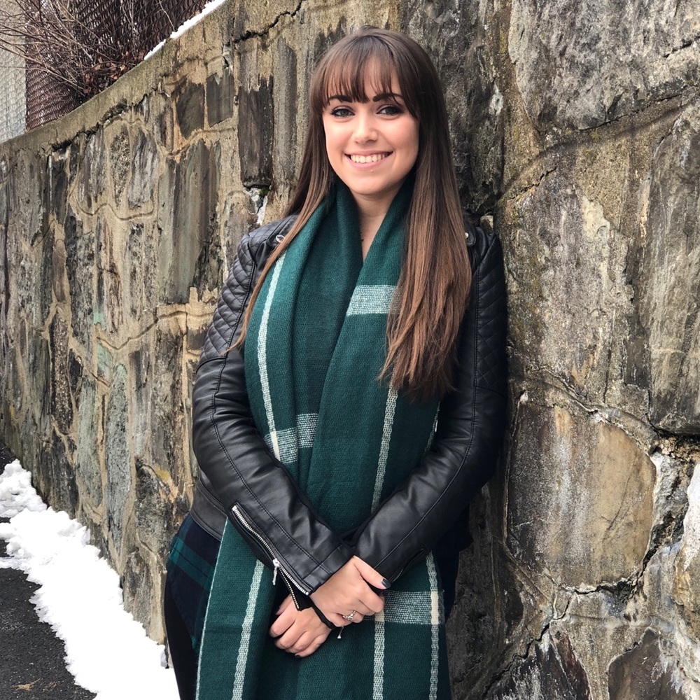 Meet your Posher, Regan